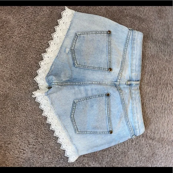 Free People Jean shorts with Lace Hem - Picture 7 of 8